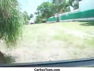 Samochód seks nastolatka hitchhiker hardcore wbity 24