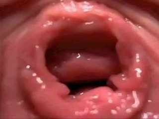 Kamera diva plays with her pink pussyhole close up 17 mins