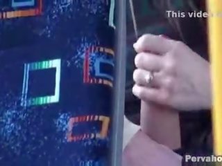 Buňka vačka úlovky bj v veřejné autobus